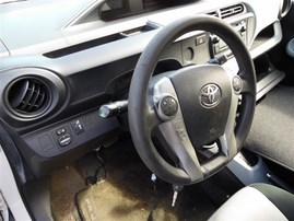 2012 Toyota Prius C White 1.5L AT #Z24593